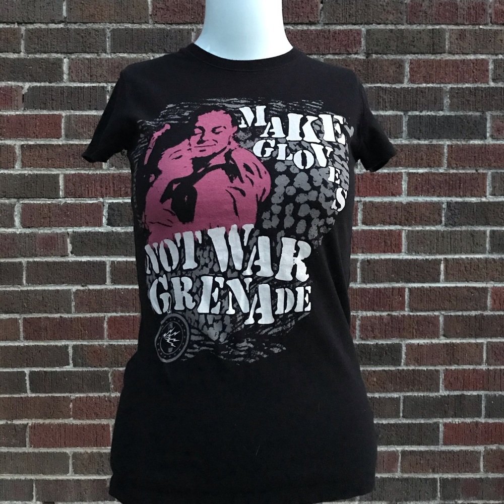 GRENADE “MAKE GLOVES NOT WAR” TSHIRT